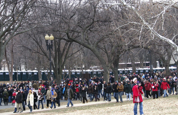 Sunday, January 18 - Crowd Downhill from the Washington Monument